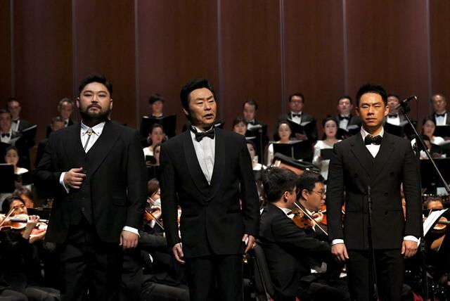 “怀疆之夜·感恩”丁毅从艺45周年音乐会成功举办