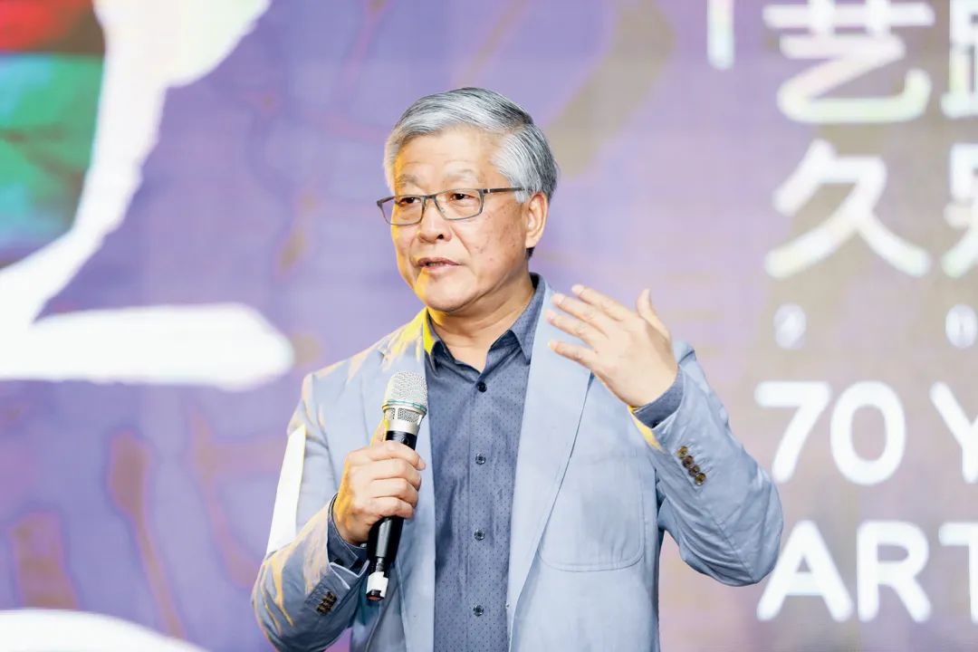 固若金汤——周建萍眼中的韩美林