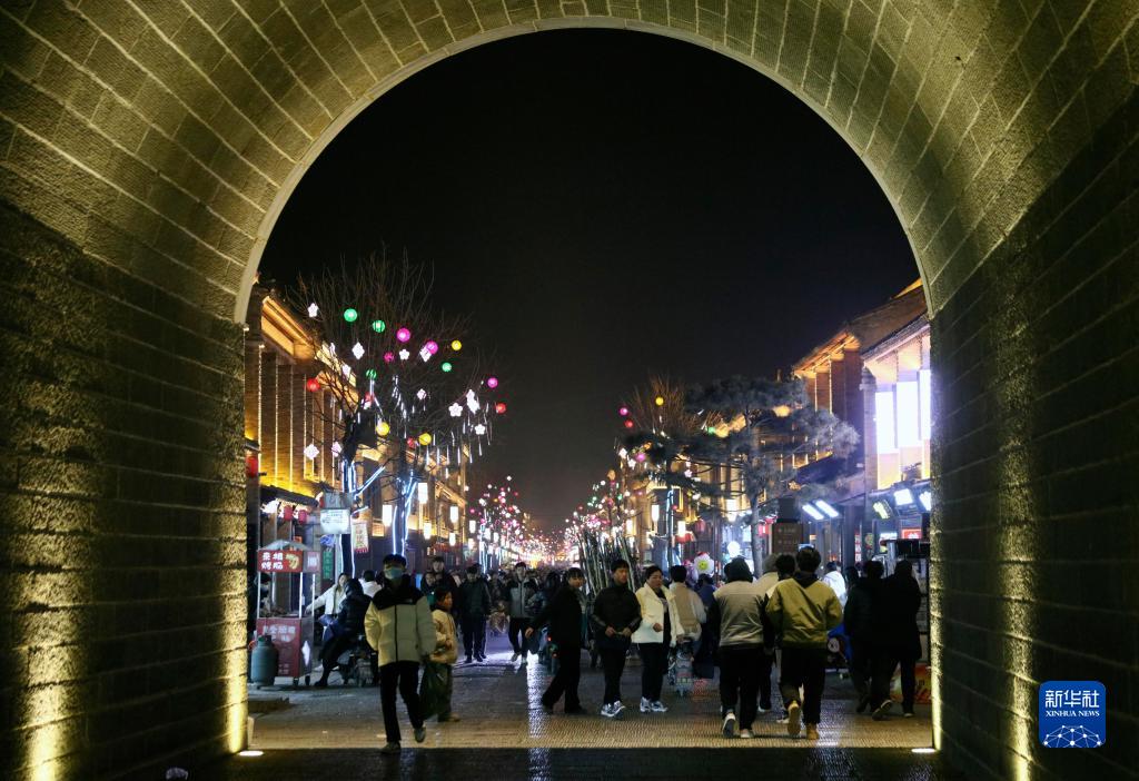 鹤壁浚县：古城璀璨元宵夜