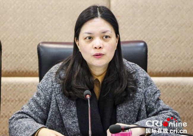 全国人大代表,四川峨眉山市市长,峨眉山景区管委会主任吴小怡