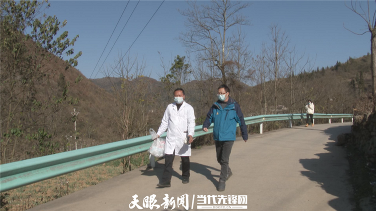 贵州关岭：7000余份“防疫健康包” 全部发至群众手中