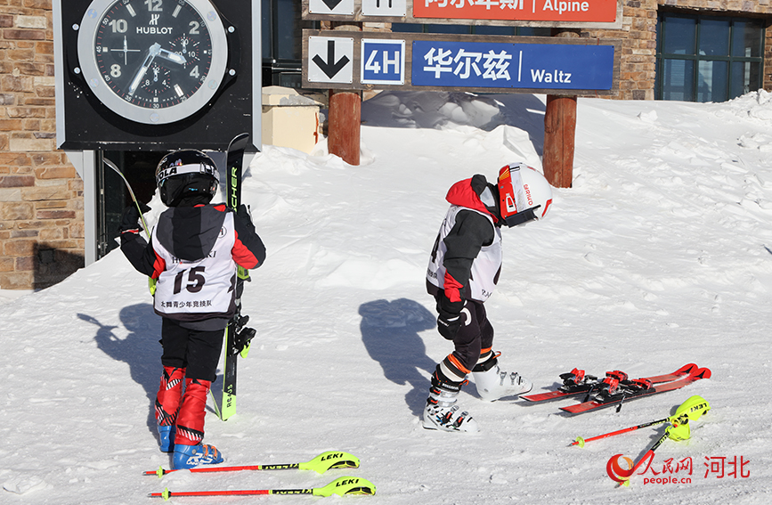 【中首】体验冠军赛道 崇礼迎来魅力滑雪季