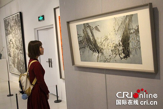 【CRI專稿 列表】重慶渝中區舉行全國70位書畫名家邀請展【內容頁標題】重慶渝中區舉行慶祝新中國成立70週年全國書畫名家邀請展