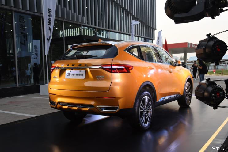 汽车频道【9月20日】【首页汽车资讯列表+要闻列表+今日焦点】售15.37万 哈弗F7 70周年限量版上市