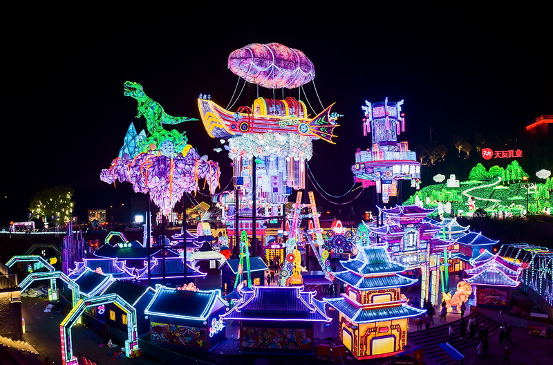 图集 | 第二十九届自贡国际恐龙灯会已准备就绪 将于1月17日璀璨开幕_fororder_12第29届自贡国际恐龙灯会现场（摄影-廖志全）