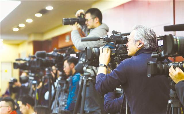 【要聞】重慶代表團團組開放日活動答記者問實錄