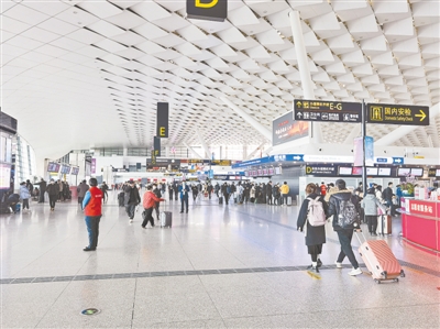 1月份鄭州機場旅客吞吐量中部居首 達179萬人次 同比增長241%