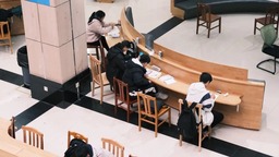你好新學期！河南高校開學“大片”上演 學生：真正的大學生活回來了