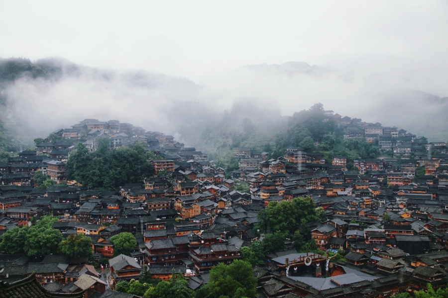 西江千户苗寨：苗文化与旅游融合 绘出苗寨新风景