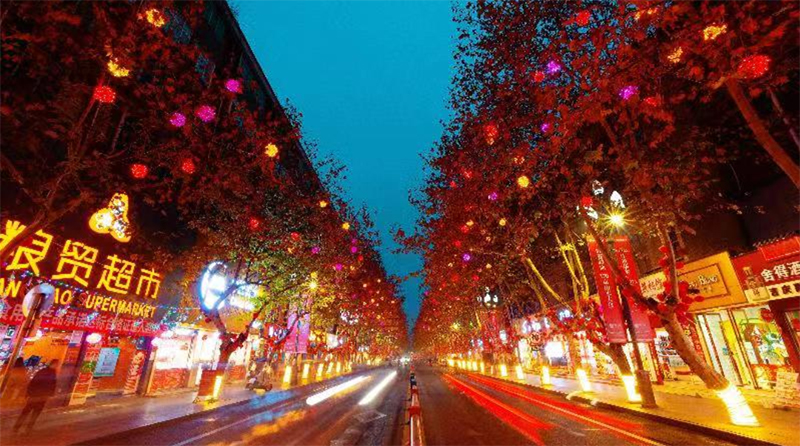 灯笼高挂年味浓 幸福满溢广元城_fororder_流光溢彩迎新春-供图-广元市委宣传部（3）