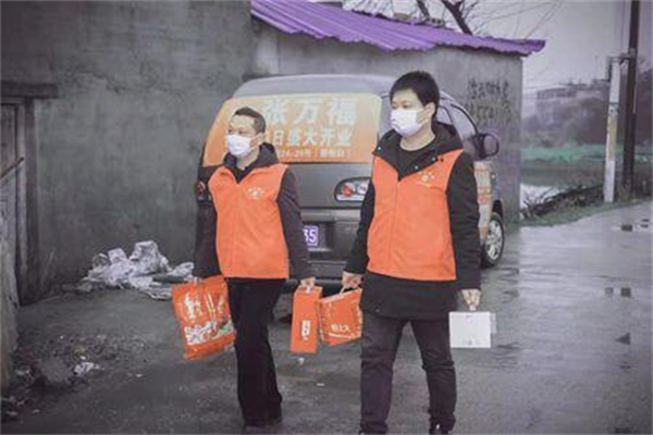 湖南衡南：党旗在心中 诚信护成长