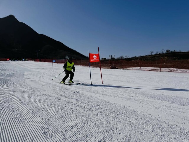 河北涞水：热“雪”沸腾 冰雪运动持续升温