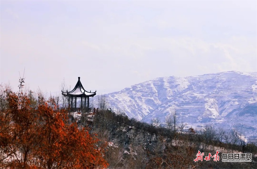 【轮播】天水：雪落武山鲁班山 水墨丹霞景如画_fororder_111