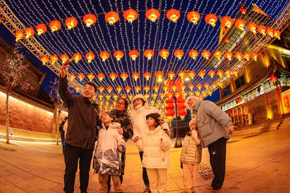 Hohhot de Mongolia Interior: "Conejo de Jade" da la bienvenida al Año Nuevo chino_fororder_图片9