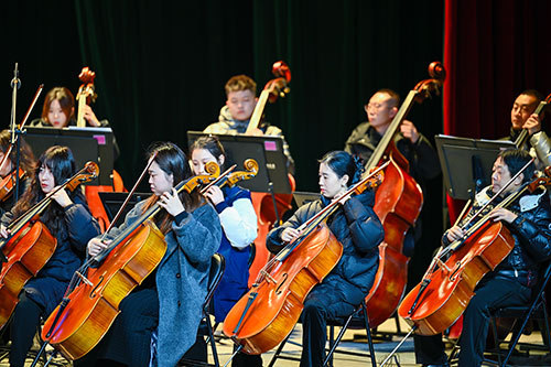 奏响美好生活未来 大型主题交响合唱音乐会《江山》精彩上演_fororder_4演出现场（摄影-廖志全）