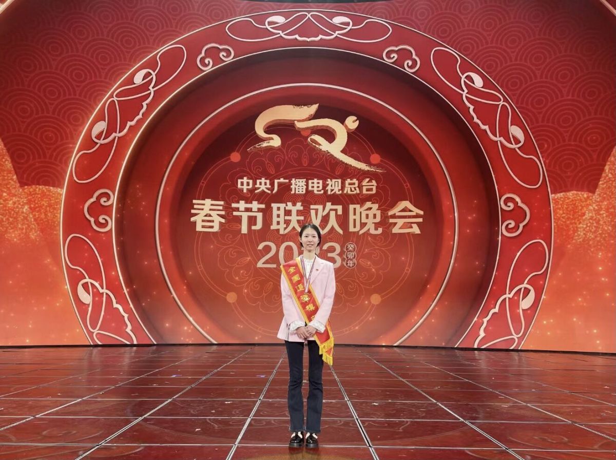 春晚里的宁波故事，是这座城市崇德向善最好的诠释_fororder_c2f79e22-e830-4e54-879d-39ba014ac7fbsize_w_1319_h_985