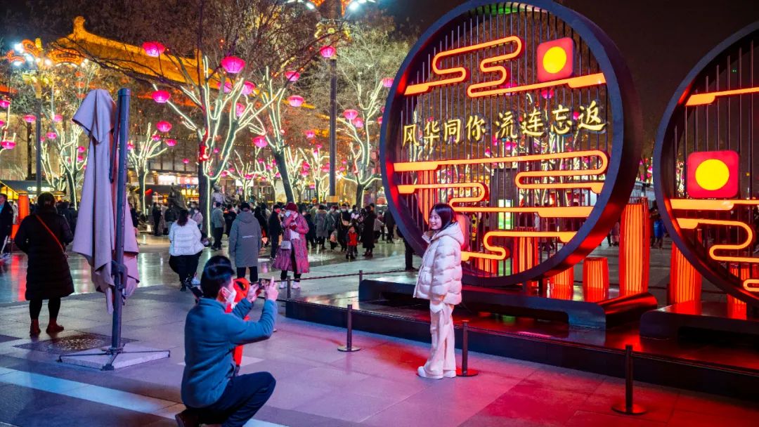 西安曲江新区：现场直击！来曲江，过大年！_fororder_1