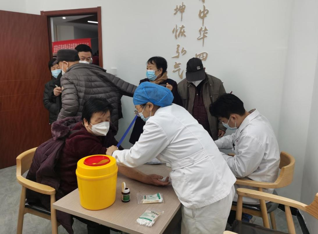 （原创）石家庄市裕华区：义诊活动送健康 幸福和谐进社区_fororder_图片1
