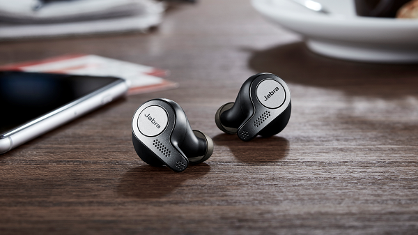 眼镜党的福音:戴上这款耳机,即可畅享无“线”自由 眼镜党的福音:戴上这款耳机,即可畅享无“线”自由