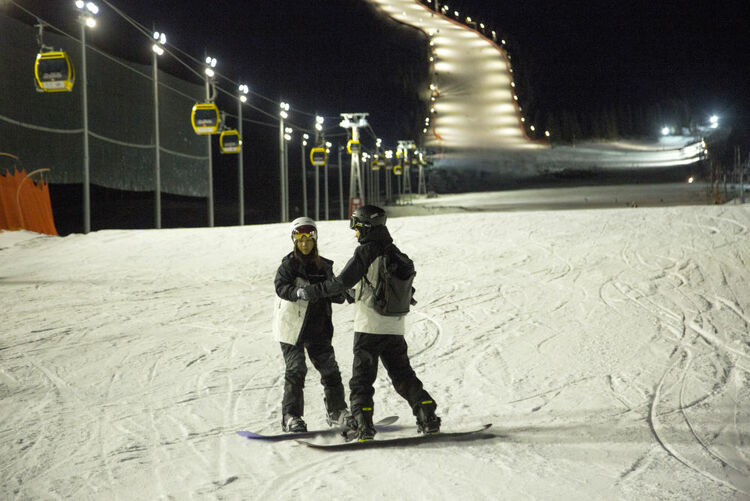 新春走基層|除夕，天山腳下夜話新春新願望