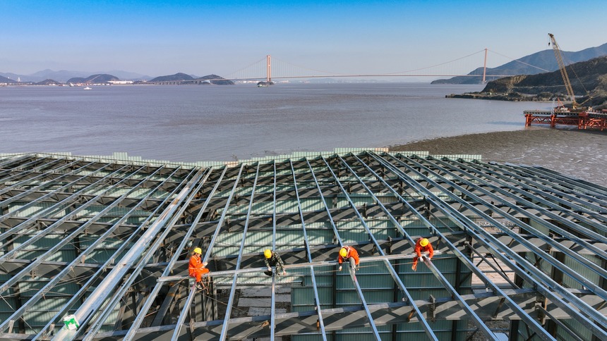浙江舟山：甬舟鐵路建設者逐夢西堠門
