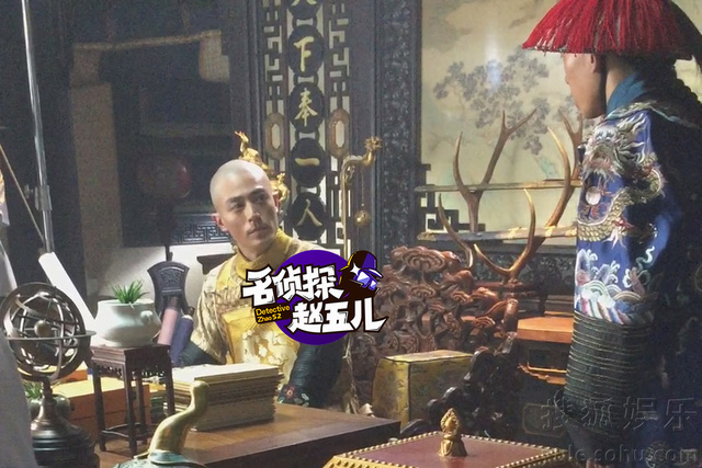 林心如怎么看？霍建华抱女演员坐大腿摸小手啦