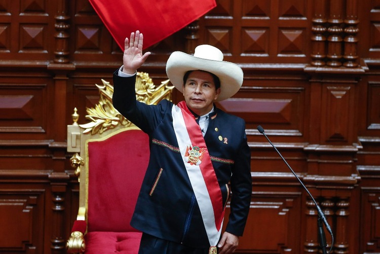 秘魯抗議持續 總統提議提前大選遭國會拒絕