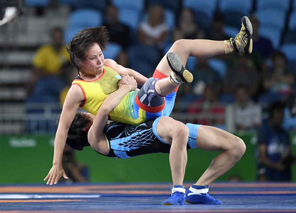 女子自由式摔跤48公斤級：孫亞楠獲銅牌