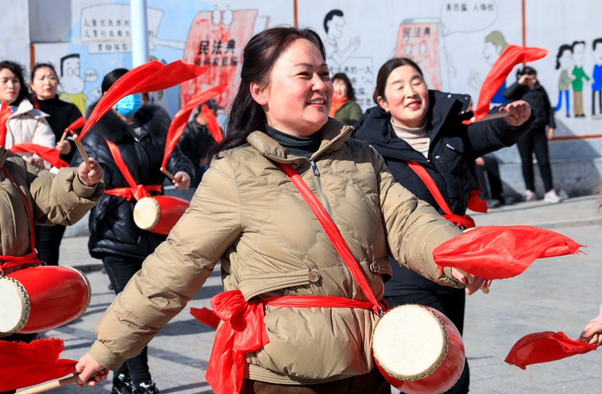 三门峡卢氏：多彩民俗扮靓新春