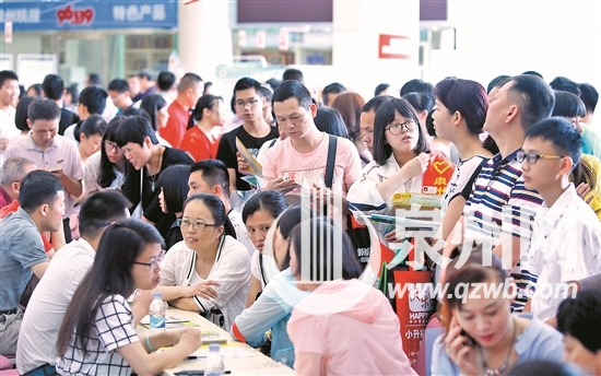 【福建时间 列表】【滚动新闻】【地市 泉州】今年中考闭卷考 泉州将采用全省统一使用的A卷