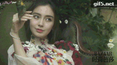 Angelababy化身美艳公主 颜值太倾城了