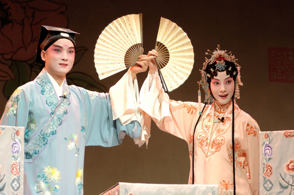 重慶大劇院超40場演出迎春來