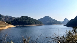 贵州修文岩鹰湖国家湿地公园试点通过国家验收
