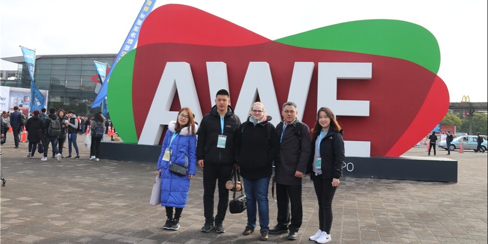 與去年一樣，CRI中外記者團一大早便趕到了上海新國際博覽中心，準備提前揭秘本次博覽會。_fororder_1