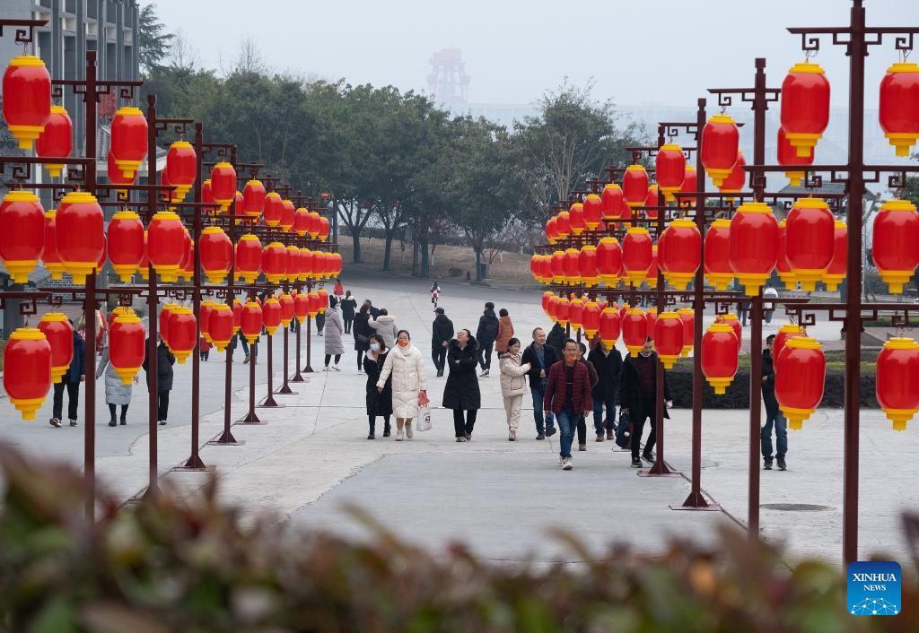 People enjoy Chinese Lunar New Year holiday across China