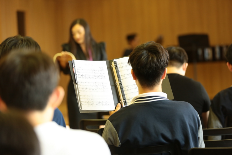 音乐连通世界丨北京市东城区东岸音乐实验学校让孩子用音符拥抱梦想_fororder_<span class=