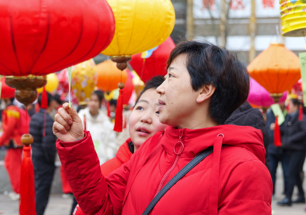 看舞龍打鐵花 遵義各地紅紅火火鬧元宵_fororder_微信圖片_20230206135504