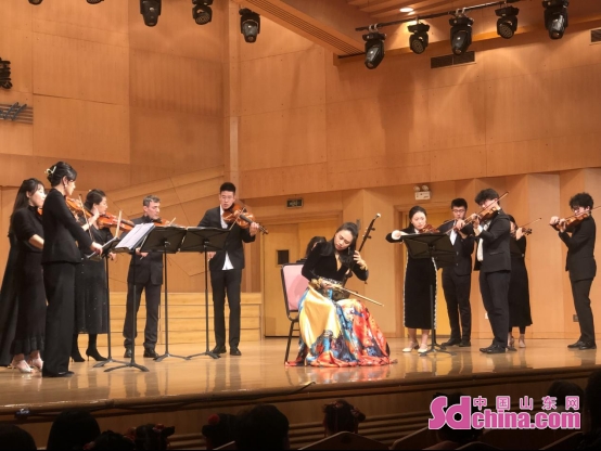 青岛乐弦室内乐团专场音乐会精彩开演 中外名曲奏响音乐文化强音