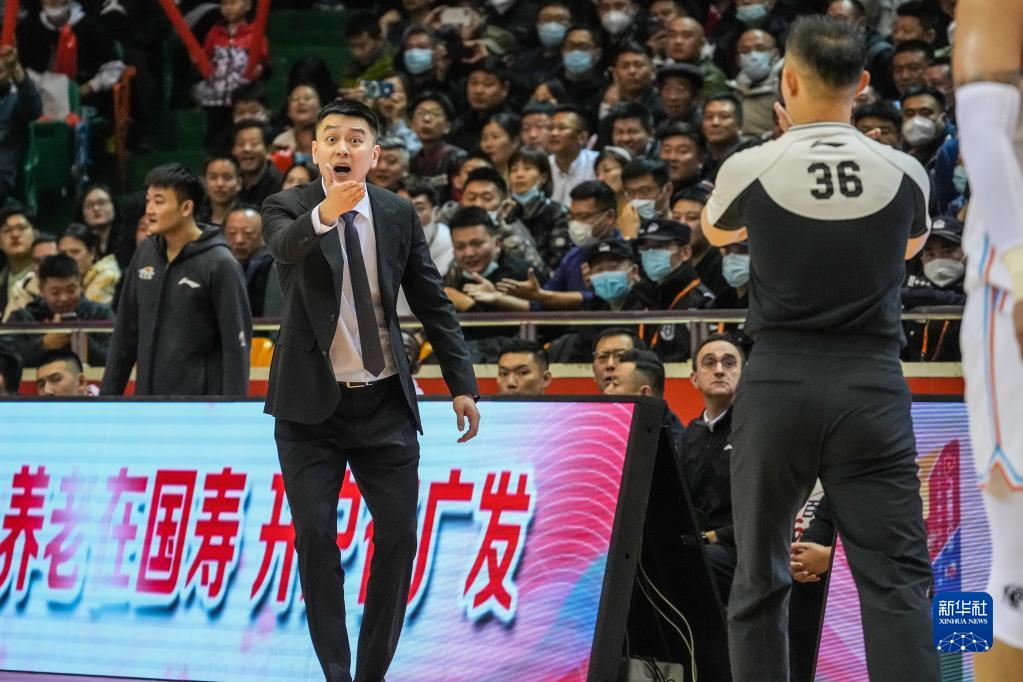 CBA常規賽:山東高速勝遼寧本鋼 CBA常規賽:山東高速勝遼寧本鋼