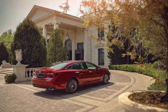 一汽丰田新款亚洲龙预计3月上市 配置更丰富 三种动力供选择_fororder_image002