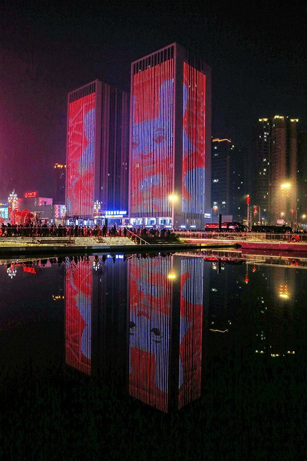 德阳超美电子烟花秀点亮旌城元宵夜