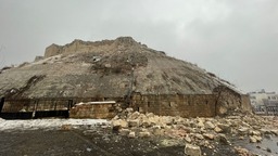 土耳其千年古堡毁于地震