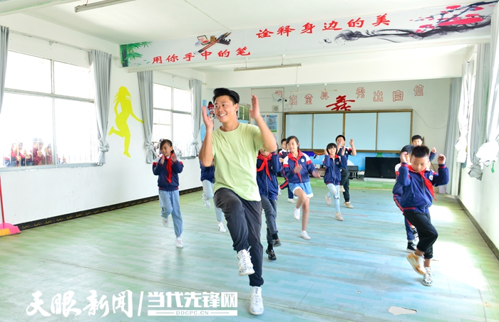 贵州民歌编成体操舞 ，意外“火”遍了校园
