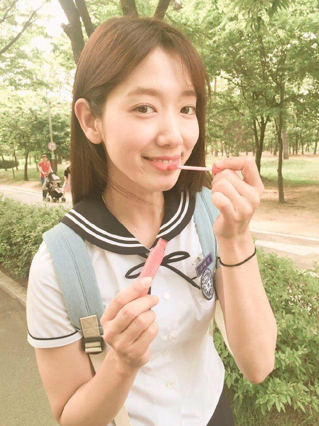 樸信惠兩頰沒肉瘦到脫相 還是那個可愛高美男嗎