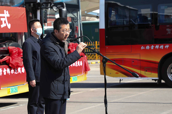 瀋陽市258路公交車隊被授予“學雷鋒示範線路”稱號_fororder_18