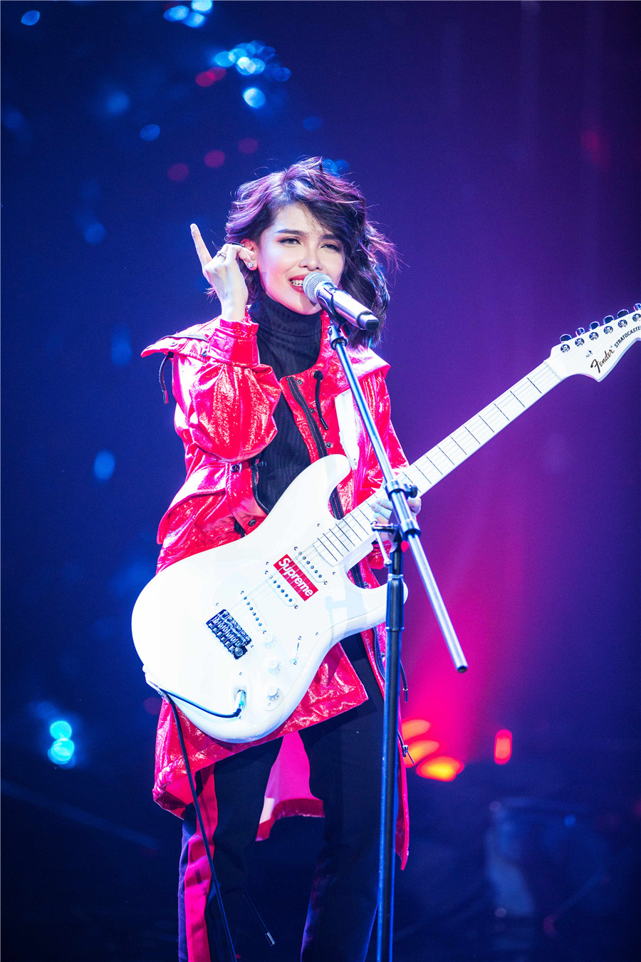 《歌手》2018霍尊踢馆秀戏腔 汪峰解锁说唱技能