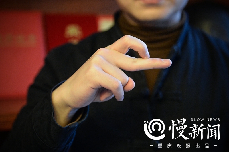 【山城故事】重庆唯一手语律师唐帅:在无声的世界有声辩护 【山城故事】重庆唯一手语律师唐帅:在无声的世界有声辩护
