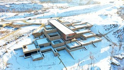 統萬城外雪花紛飛 博物館內創意十足