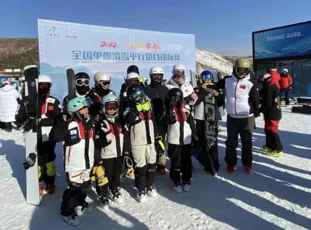 【熱點新聞】上海籍運動員首次參加全國滑雪冠軍賽 錢雨萱創造歷史