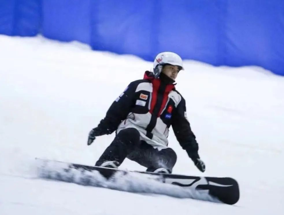 【熱點新聞】上海籍運動員首次參加全國滑雪冠軍賽 錢雨萱創造歷史